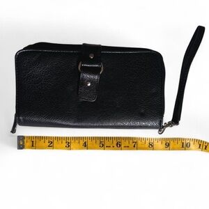 Black Leather Wristlet Wallet